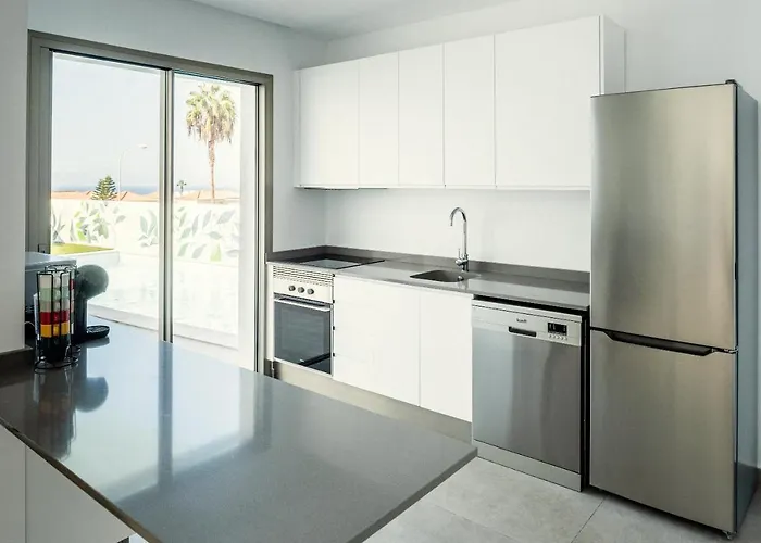 Вілла Macaronesia Адехе