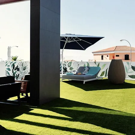 Macaronesia - Seaviews, Large Terrace, Private Heated Pool & Bbq Villa
