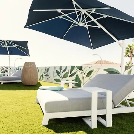 Macaronesia - Seaviews, Large Terrace, Private Heated Pool & Bbq * Costa Adeje (Tenerife)