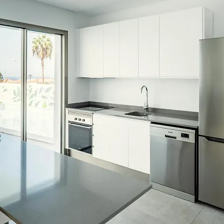 Vila Macaronesia - Seaviews, Large Terrace, Private Heated Pool & Bbq Costa Adeje (Tenerife)